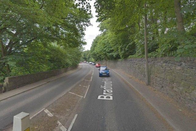 A6036 Bradford Road, Northowram - between Park View Avenue and Victoria Drive