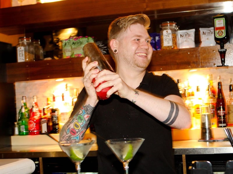Danny mixing the drinks for the punter's in Blue Lounge.
