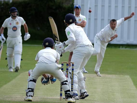 PHOTO FOCUS - EBBERSTON 2NDS V WOLD NEWTON 

PHOTOS BY RICHARD PONTER