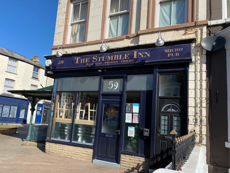 The Stumble Inn on Falsgrave is a micro pub known for its selection of real ale and ciders. A Google reviewer wrote: "We've been coming here when in town to visit friends for years now, it's always been a nice place and now with a vastly larger selection of taps, there's a real wealth of beers and ciders to try. The atmosphere is always pleasant and welcoming, the barman talkative and knowledgeable."