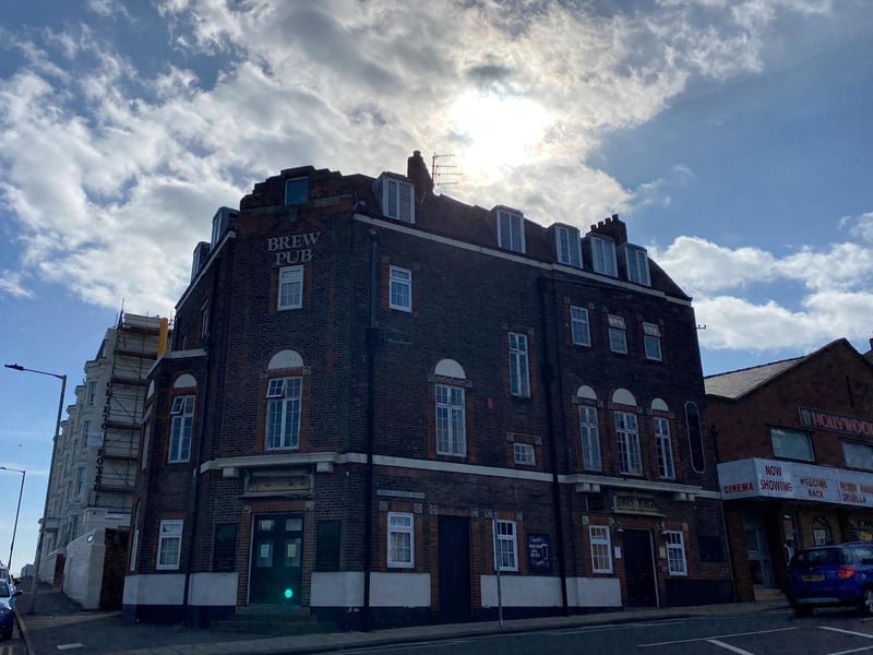 The North Riding on North Marine Road is well known for its brewery and also has a good and frequently changing selection of beers to choose from. A Google review reads: "Best pub in Scarborough by far. Great craft and cask selection."