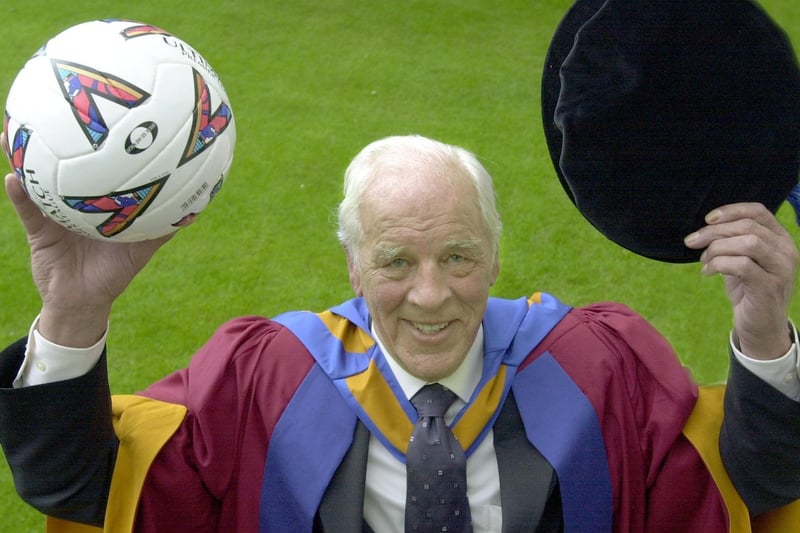 Lereds United legend John Charles received an Honorary Doctorate from Leeds Metropolitan University at Leeds Civic Hall.