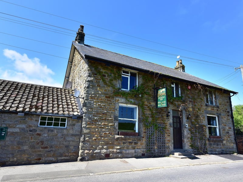 A Trip Advisor review reads: "We chose two roast beef from the Sunday specials menu, and it was cooked to perfection - the veg was fresh and plentiful and the portion size was just right. We ended the meal with a pudding, both of which were fantastic also."