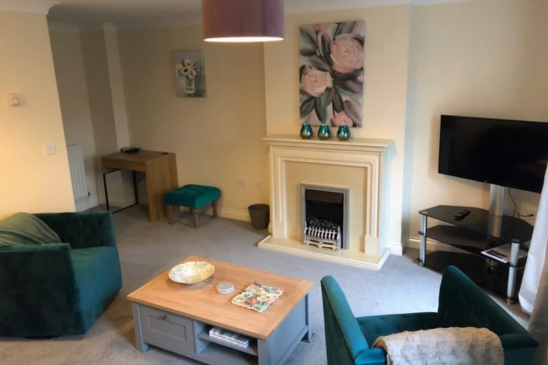This Horbury townhouse has three bedrooms, each with their own washroom facilities, and would be the perfect spot for visitors this summer, or for contractors seeking easy access to the M1 and M62. Guests will be given full access to the house and garden, as well as use of the free WiFi.