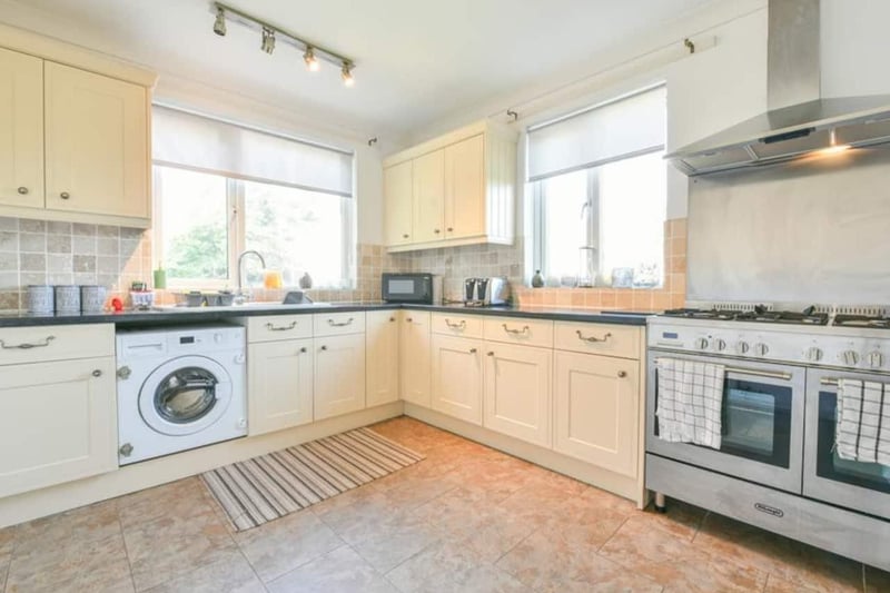 This spacious four bedroom flat is located in Pontefract, with four bedrooms, two bathrooms and space for up to eight guests. With a flat screen TV and fully-equipped kitchen, it is the perfect place to enjoy a break from normality this summer.