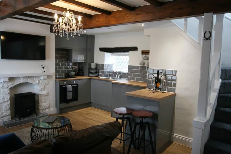 Newly renovated, this two bedroom character cottage is set close to Newmillerdam Country Park, and promises easy access to lakeside walks and a selection of local pubs, restaurants and cafes. As well as space for four quests, it boasts a modern kitchen and lounge, free WiFi and laptop space.