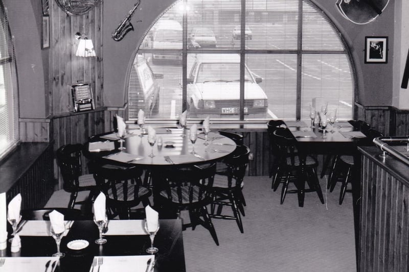 An all-American experience awaited diners at the Liberty Street restaurant pictured in April 1990.