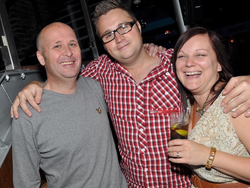 Chris, Frankie and Sara out together.