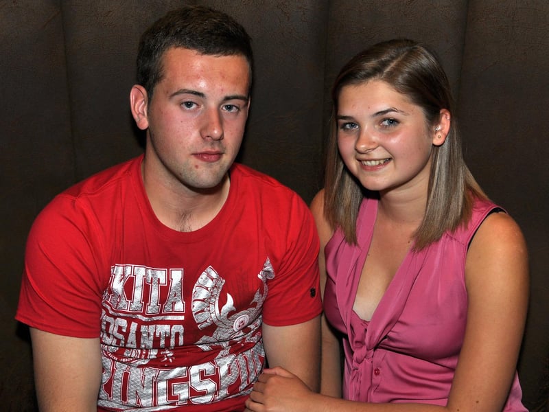 Ben and Becky grab a drink in Klosters.