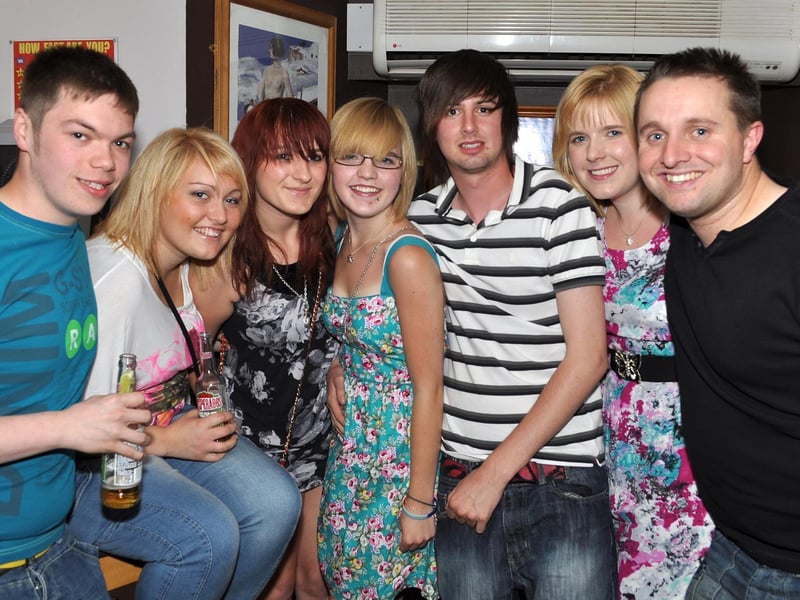 Steven, Kiri, Sammy, Lissy, Shane, Lottie and Phil in Klosters.