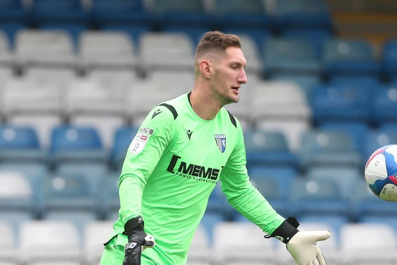 Stoke City are set to sign Gillingham keeper Jack Bonham after he turned down a new contract with the Gills. (Stoke Sentinel)