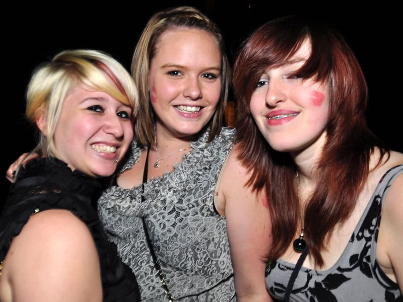 Emma, Sophie and Lisa having a girls night out.