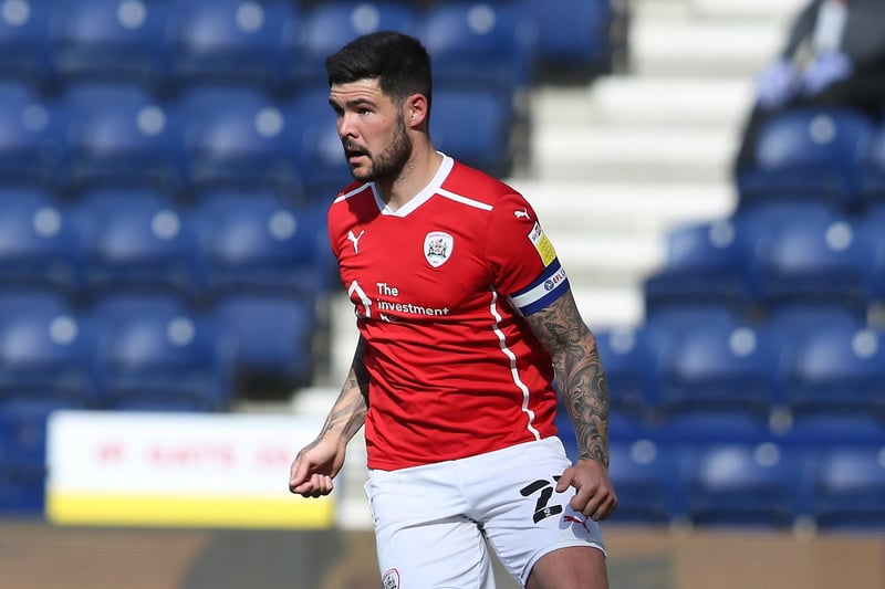 Barnsley skipper Alex Mowatt who is out of contract this summer, could follow Valerien Ismael to West Bromwich Albion. (The Athletic)