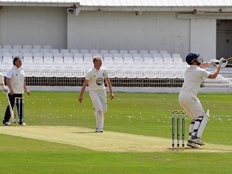 PHOTO FOCUS - Scarborough CC 2nds v Sutton-on-Hull

PHOTOS BY SIMON DOBSON