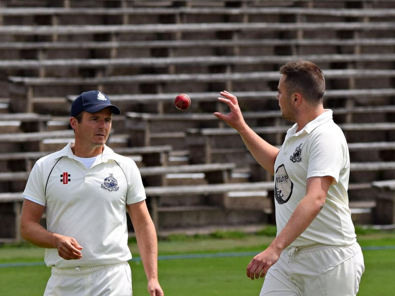 PHOTO FOCUS - Scarborough CC 2nds v Sutton-on-Hull

PHOTOS BY SIMON DOBSON