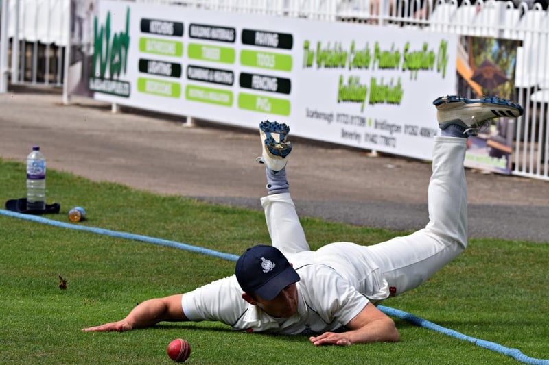 PHOTO FOCUS - Scarborough CC 2nds v Sutton-on-Hull

PHOTOS BY SIMON DOBSON