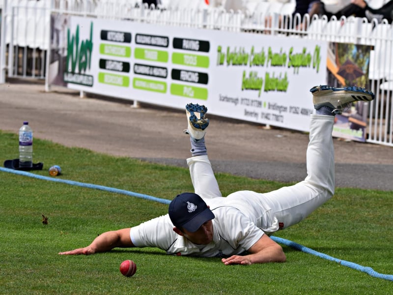PHOTO FOCUS - Scarborough CC 2nds v Sutton-on-Hull

PHOTOS BY SIMON DOBSON