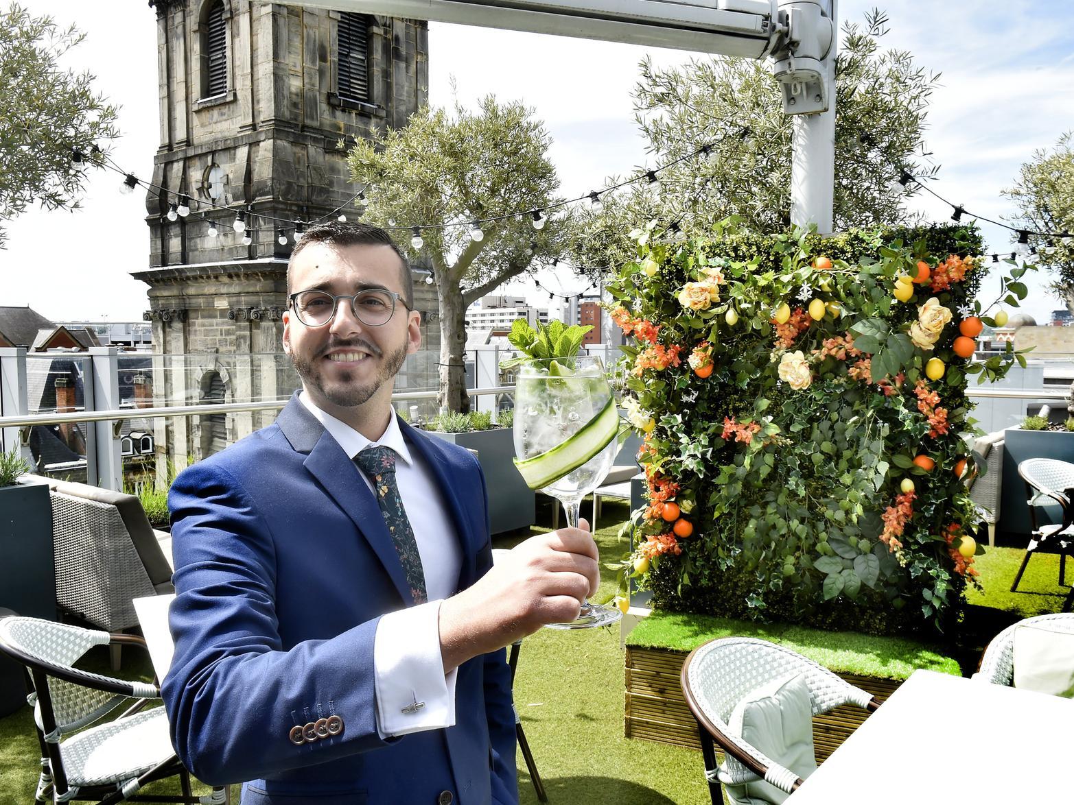 The new floral botanical garden at Angelica is perfect to enjoy this summer