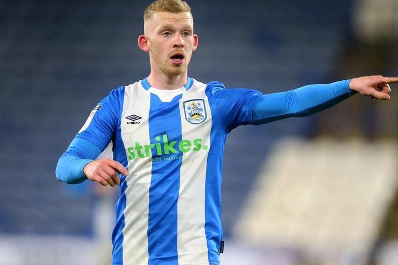 Leeds United and Newcastle United are reportedly interested in Lewis O'Brien at Huddersfield Town. The midfielder could be available for £4m this summer. (The 72)

Photo: Alex Livesey