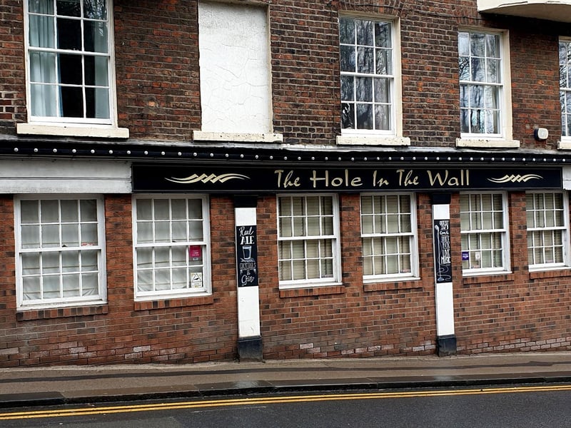 On Vernon Road. One reviewer said: "Friendly staff and great beer garden for the sun."