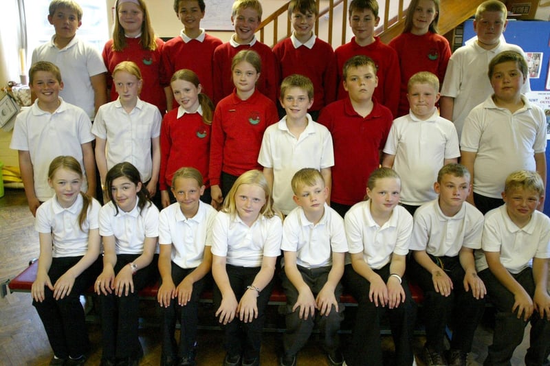School leavers at Shade School, Todmorden back in 2005.