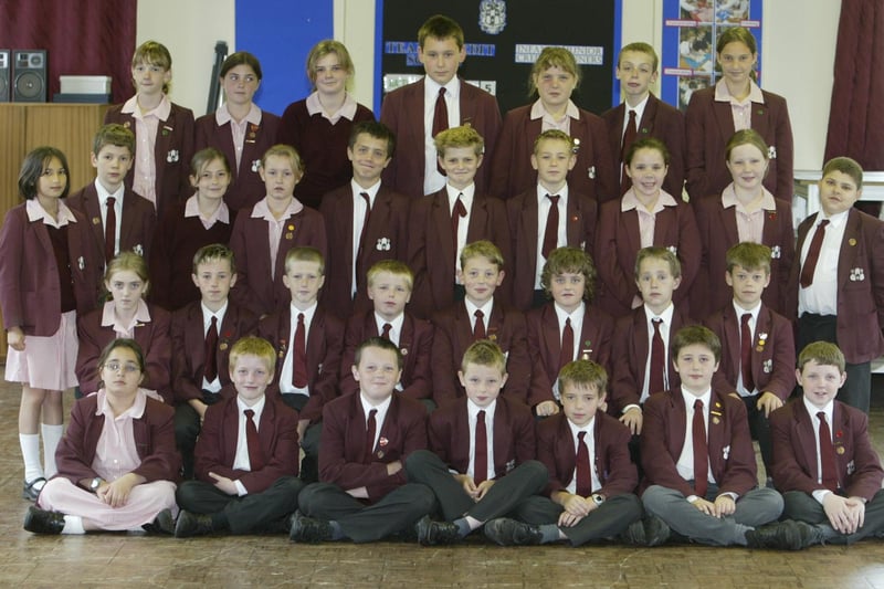 Heathfield School, Rishworth, year six leavers back in 2005.