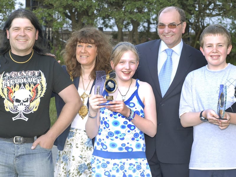 Do you recognise anyone from this photo? If so Tweet us on @SN_Sport
