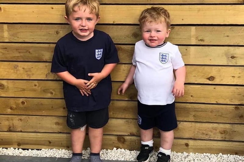 Posted by Emma Dowler: Good Luck England from Frankie and Lenny