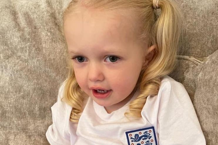 Posted by Niomi Horrocks: Darcy, age 3. Come on England!