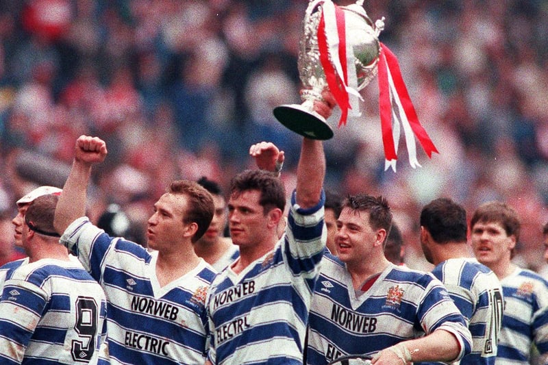 1989  - Wigan v St Helens Challenge Cup '89 final winners Wigan.