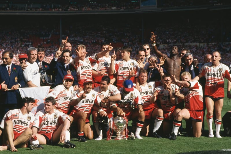 1994 - The Wigan rugby league team with the trophy after they beat Leeds 26-16 to win the Silk Cut Challenge Cup final at Wembley Stadium.