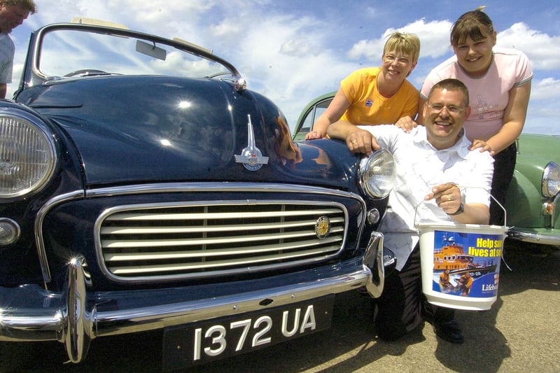 Andy and Joyce Wright with daughter Lindsay, collect money for the RNLI.
