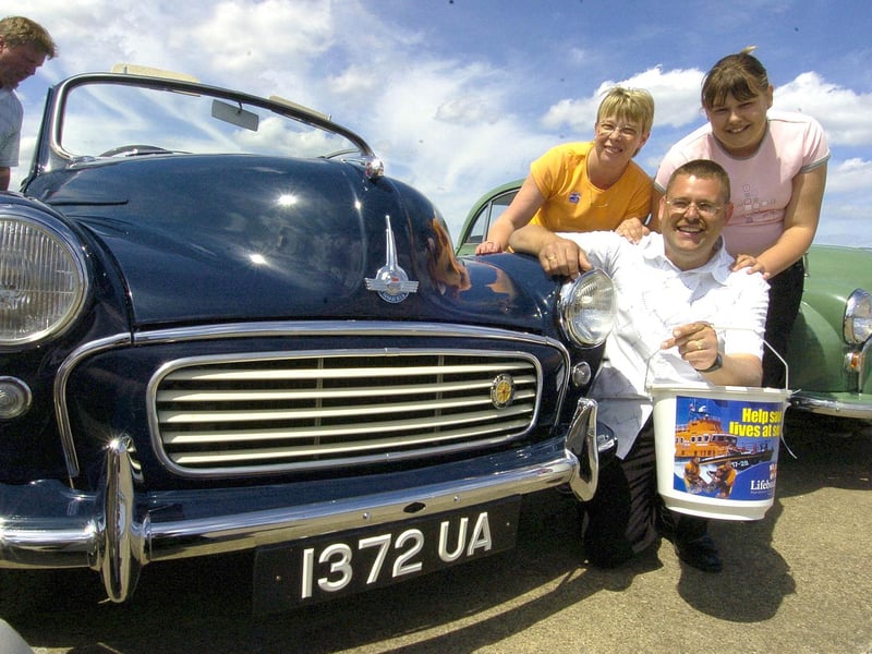 Andy and Joyce Wright with daughter Lindsay, collect money for the RNLI.