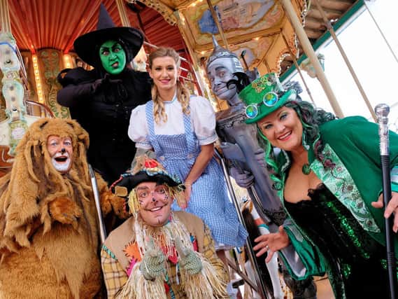 Tom Rolfe Productions presents the cast of the Wizard of Oz at North Pier