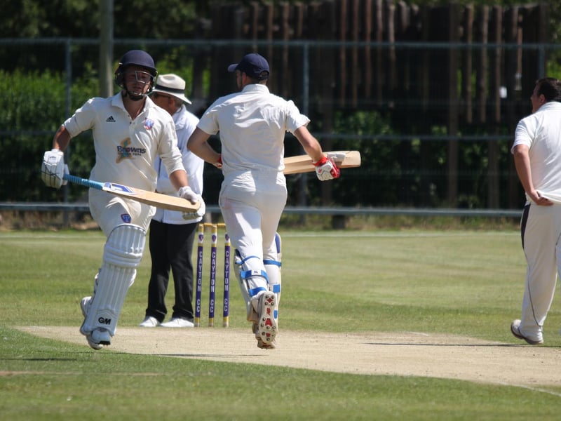 PHOTO FOCUS - Cayton v Bridlington 2nds

Photos by TCF Photography