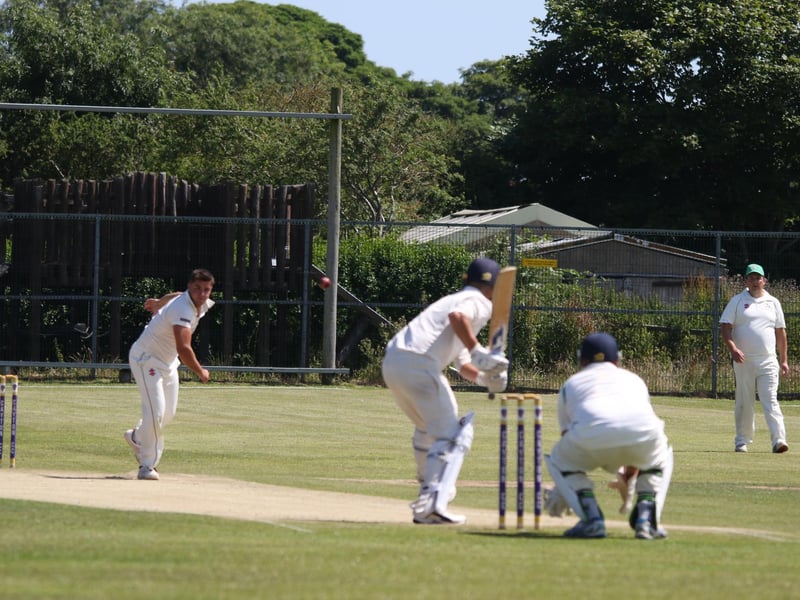 PHOTO FOCUS - Cayton v Bridlington 2nds

Photos by TCF Photography