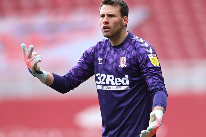 Chelsea are looking at former Fulham goalkeeper Marcus Bettinelli as potential third-choice cover this coming season. (Telegraph)