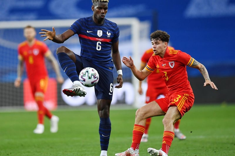 Manchester United midfielder Paul Pogba is a target for Paris St-Germain this summer, though there has been no contact yet from the Ligue 1 side over a possible move for the 28-year-old France international. [Mirror]