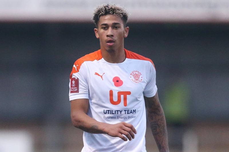 Sunderland have become the latest club to enter the race to sign Nottingham Forest right-back Jordan Gabriel. The Black Cats are said to have made an approach for the 22-year-old, while Blackpool have also bid. Huddersfield Town and Portsmouth have been linked too (Football Insider)
