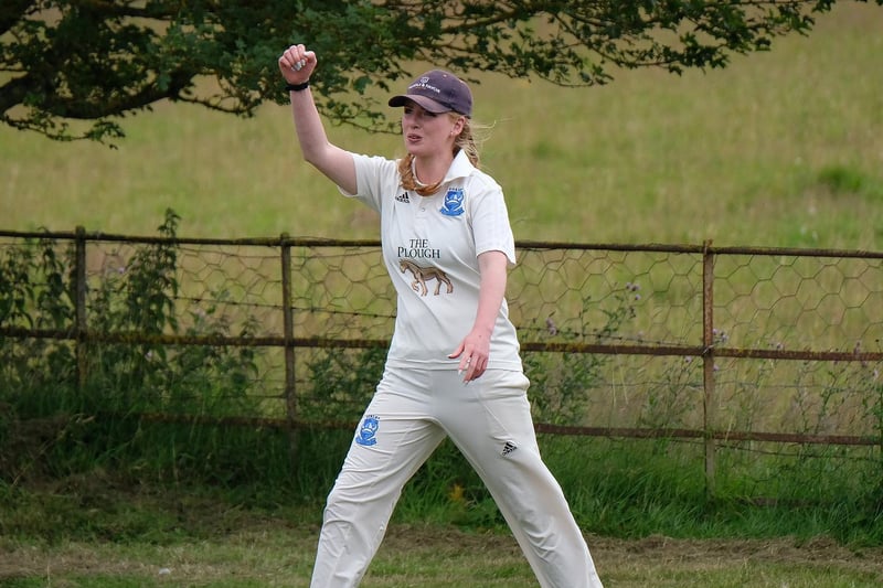 Heather Marsay in fielding action for Scalby 2nds

Photo by Richard Ponter