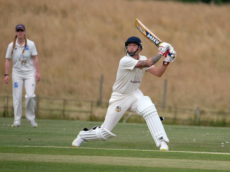 Aron Liddle hits out

Photo by Richard Ponter