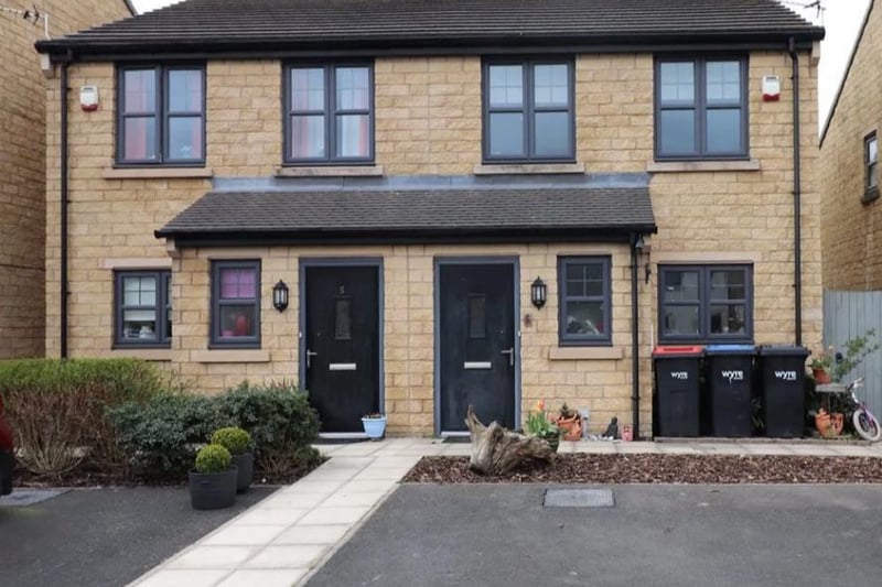 This two bed semi-detached house in Poppy Field Way in Pilling could be yours for £60,000. Full details: https://www.zoopla.co.uk/for-sale/details/58259173/