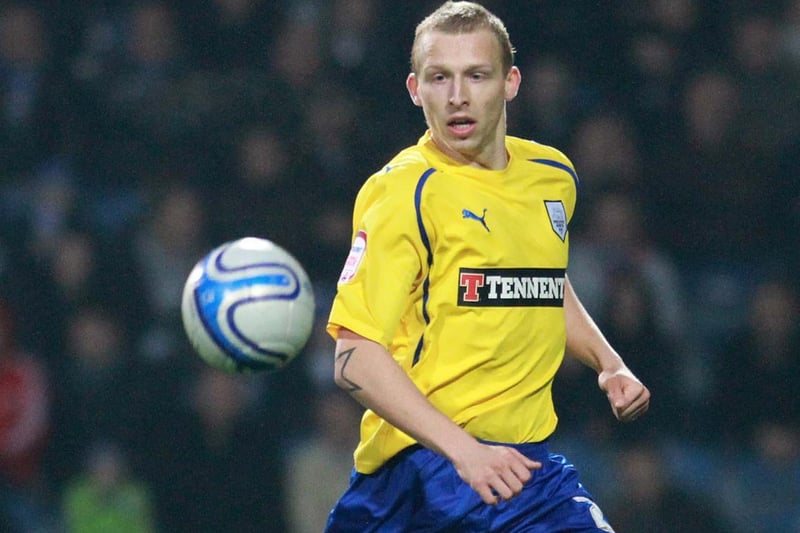 The defender arrived on loan from Man United in 2010, making five apperances. De Laet spent three years at Old Trafford before going on to win the Premier League and promotion from the Championship in the same season with Leicester and Middlesbrough.