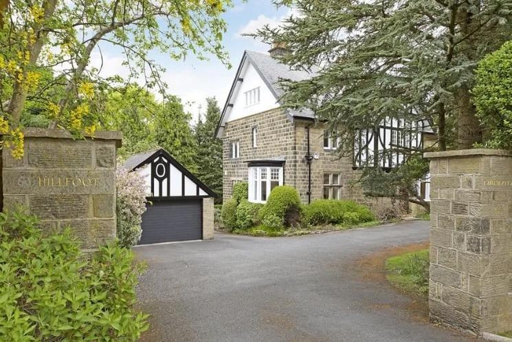 The property is arguably one of the finest properties Ilkley has to offer and has been immaculately maintained by the present owners since 1988, creating an eclectic blend of the traditional with contemporary styling.
£1,425,000