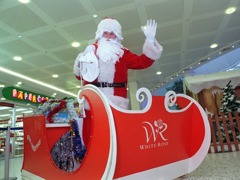 Step into a glorious vintage train carriage right inside the shopping centre to share your Christmas wish list with the man himself. This is the earliest start date on our list, giving you plenty of time to capture that perfect festive photo before the December rush begins. Booking is recommended for this popular grotto. 📍 White Rose Shopping Centre, Dewsbury Rd, Leeds, LS11 8LU