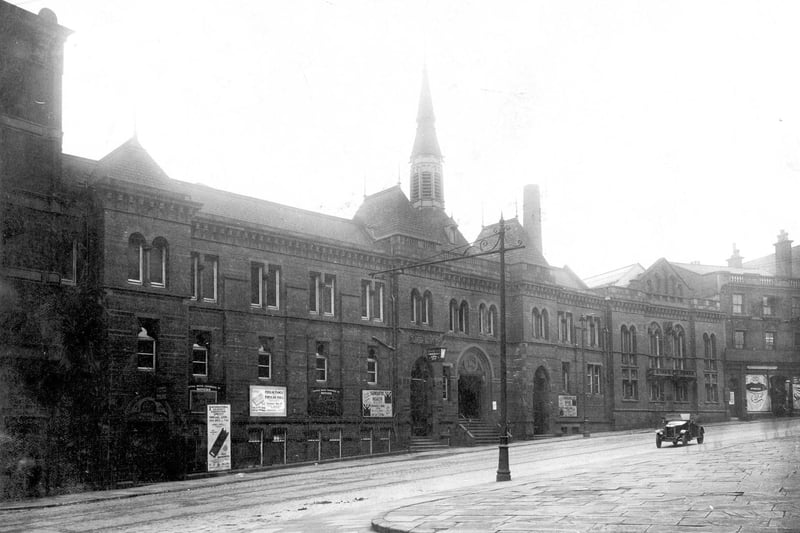 Cookridge Street Baths in November 1928. Also known as the Oriental and General baths, they were designed by Cuthbert Brodrick cost £13,000 and were opened in 1867.