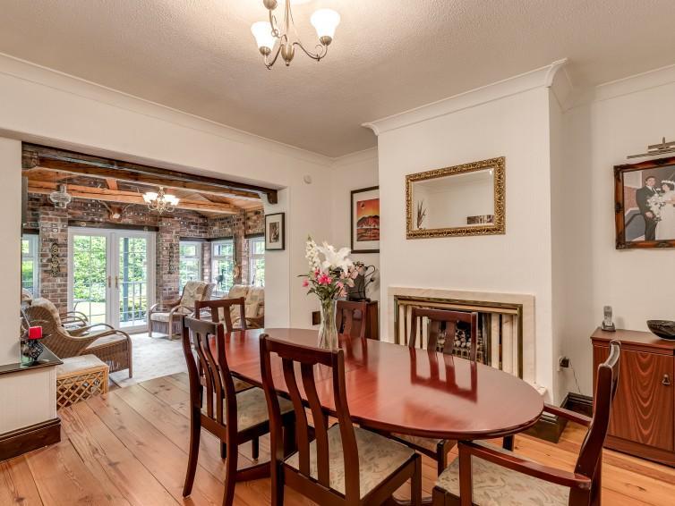 Credit: Alan Batt Estate Agents