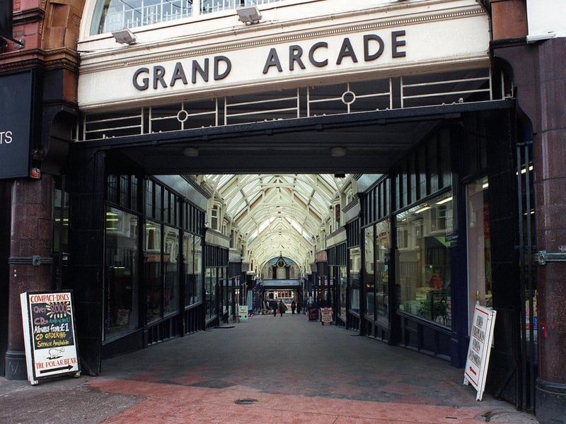 Share your memories of Leeds in 1999 with Andrew Hutchinson via email at: andrew.hutchinson@jpress.co.uk or tweet him - @AdnyHutchYPN