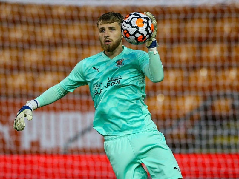 A very quiet night in terms of shot stopping, but looked extremely comfortable with the ball at his feet. Strong debut.