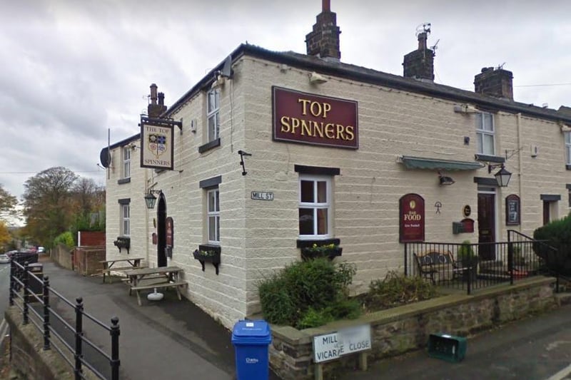 Spinners Arms Hotel | 105 Railway Road, Adlington, Chorley, PR6 9QX | 01257 475598
